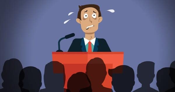 rapid transformation therapy, la méthode révolutionnaire pour  vous aider à surmonter la peur de parler en public, augmentant la confiance et l'éloquence pour des présentations plus efficaces et persuasives